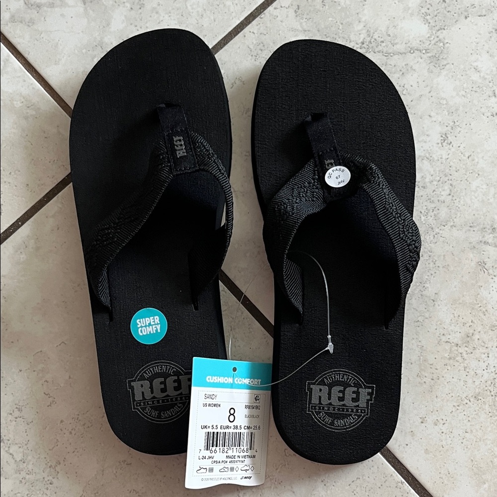 Reef Black Sandals with Comfort Strap